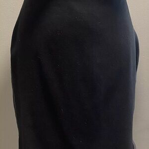 Stunning Black w/Pleather Skirt
LONGEST: 19 3/4"
SHORTEST: 17 1/2"